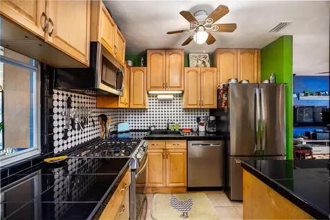 1017 NE 8th Avenue Gainesville FL 32601