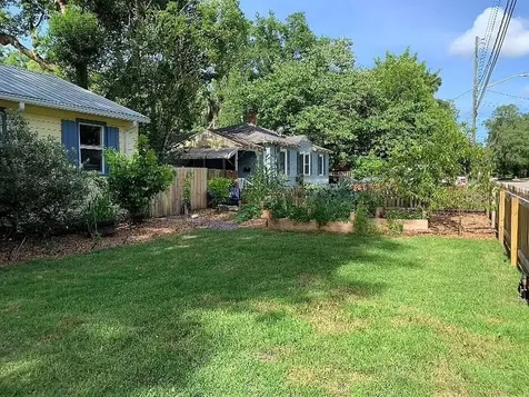1017 NE 8th Avenue Gainesville FL 32601