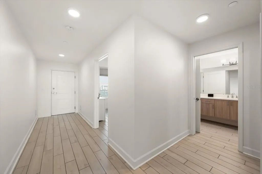 125 Island Way Clearwater Beach FL 33767