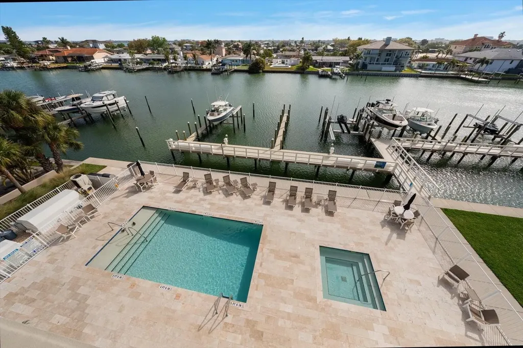 125 Island Way Clearwater Beach FL 33767