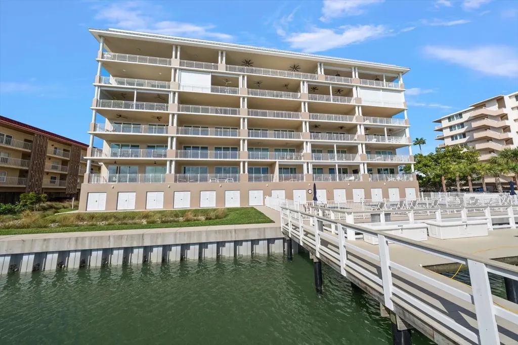 125 Island Way Clearwater Beach FL 33767