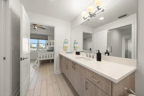 125 Island Way Clearwater Beach FL 33767