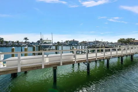 125 Island Way Clearwater Beach FL 33767