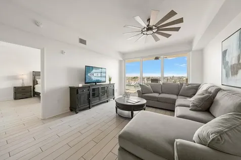 125 Island Way Clearwater Beach FL 33767