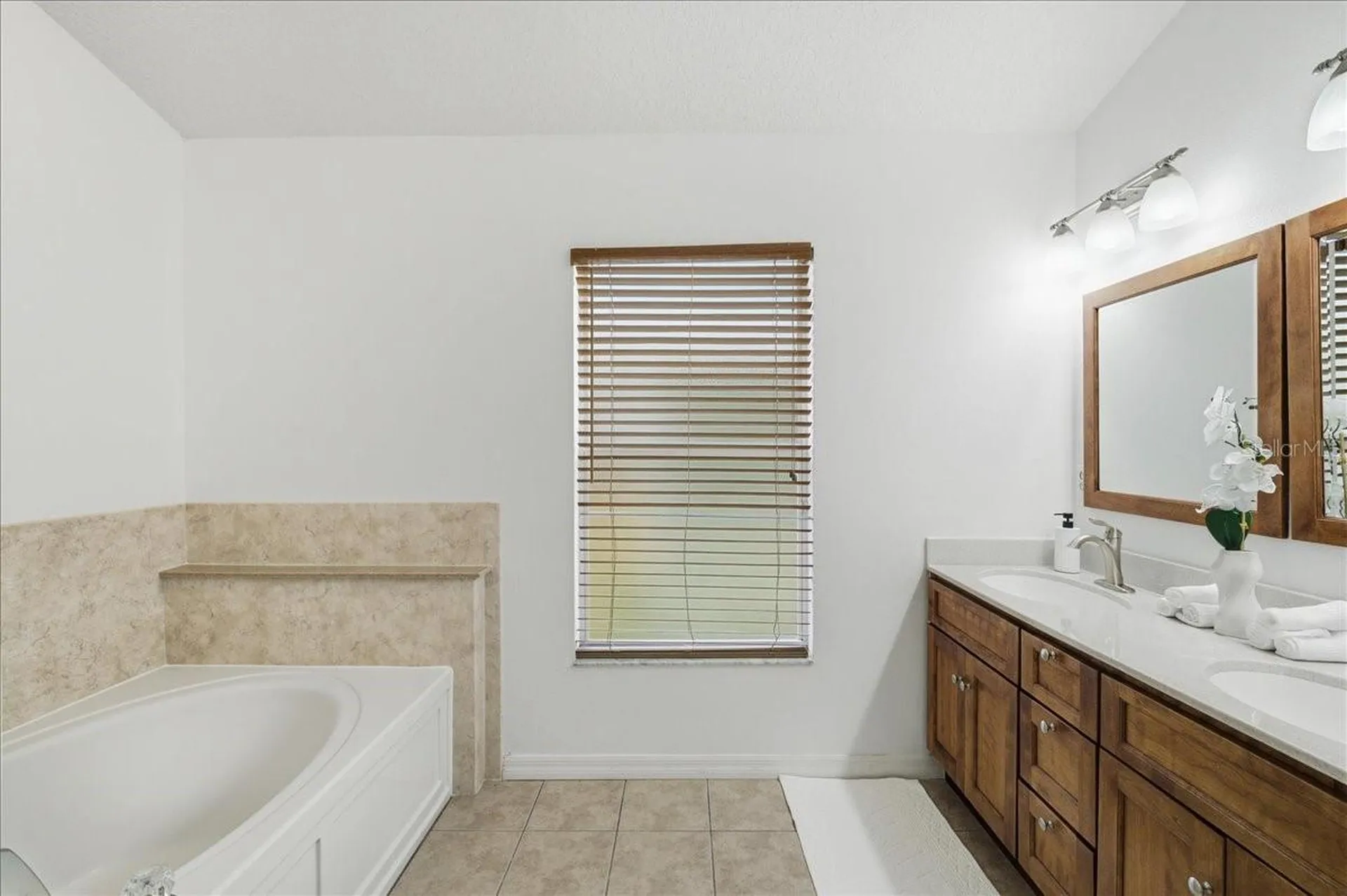 7305 S Swoope Street Tampa FL 33616