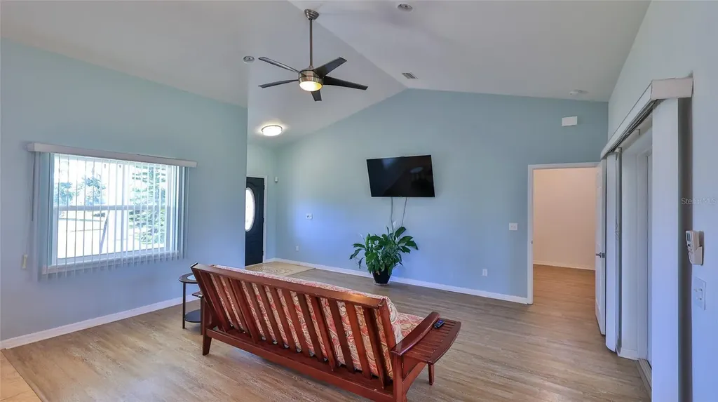 28 Ames Lane Daytona Beach FL 32118