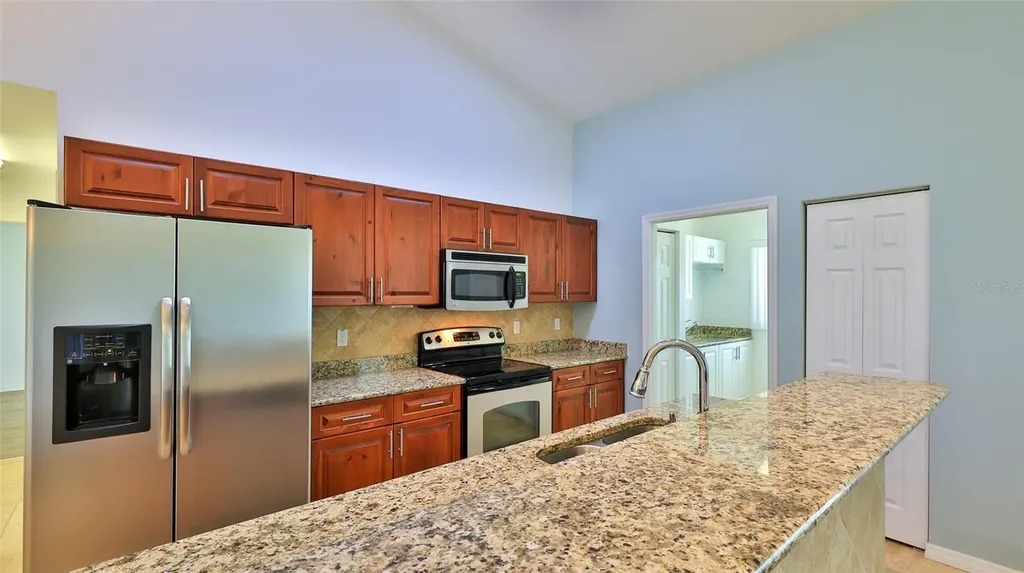 28 Ames Lane Daytona Beach FL 32118