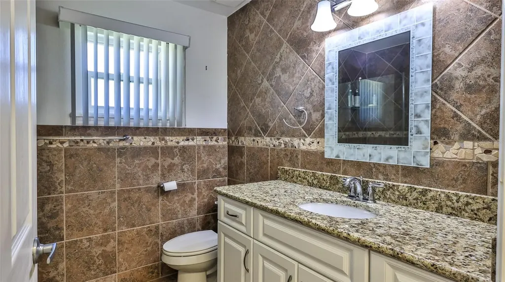 28 Ames Lane Daytona Beach FL 32118