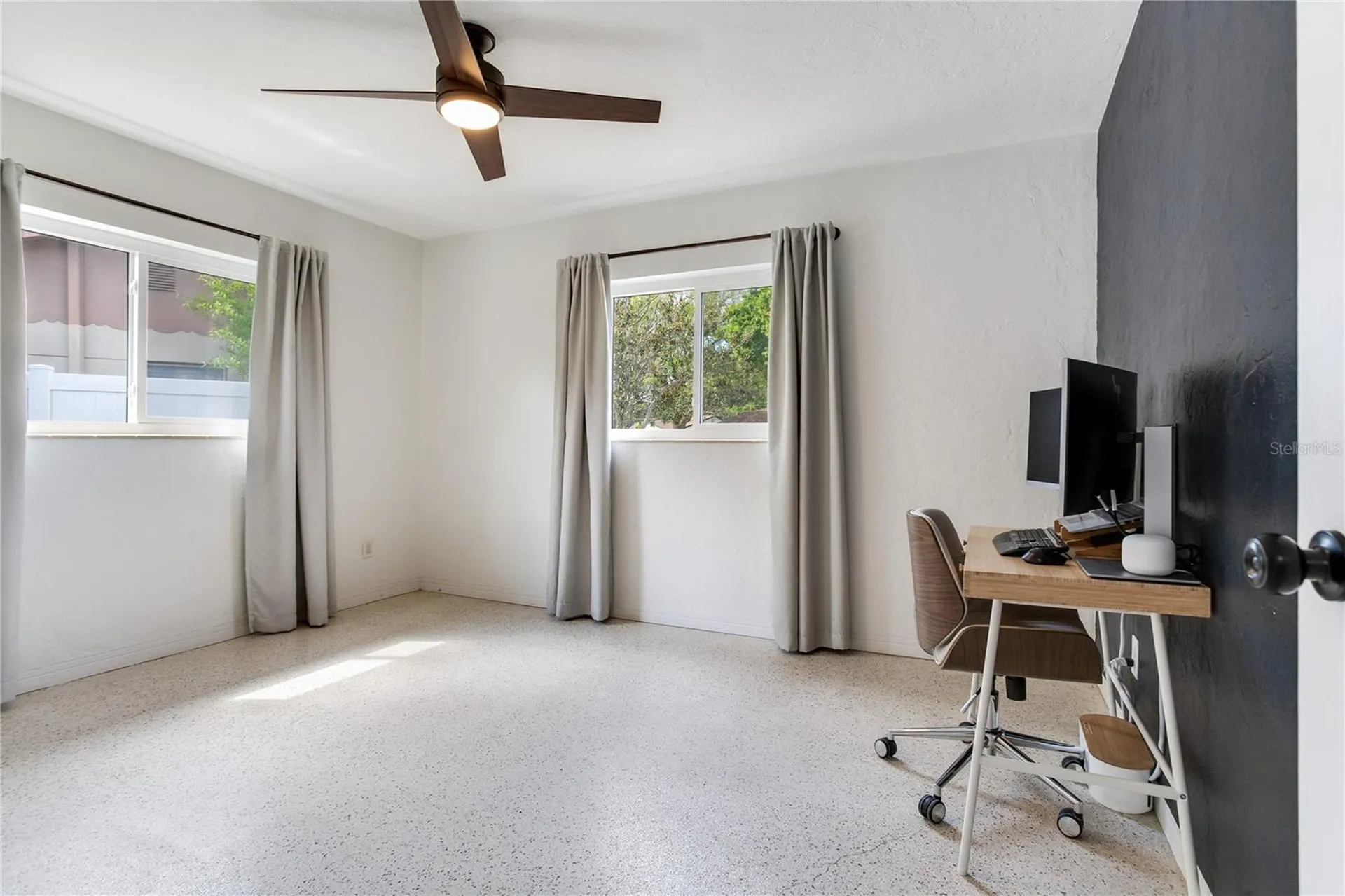 6688 30th Avenue N St Petersburg FL 33710