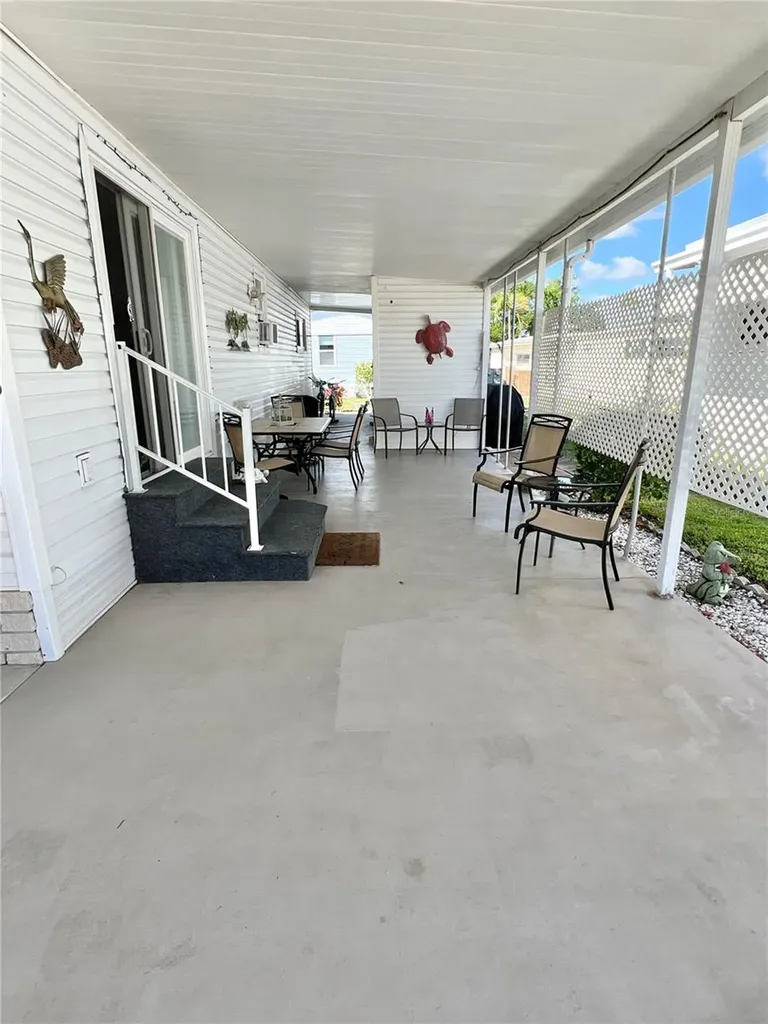 7138 Mount Hawthorne Road NE St Petersburg FL 33702