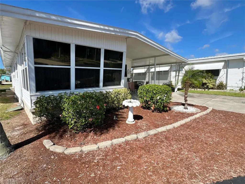 7138 Mount Hawthorne Road NE St Petersburg FL 33702