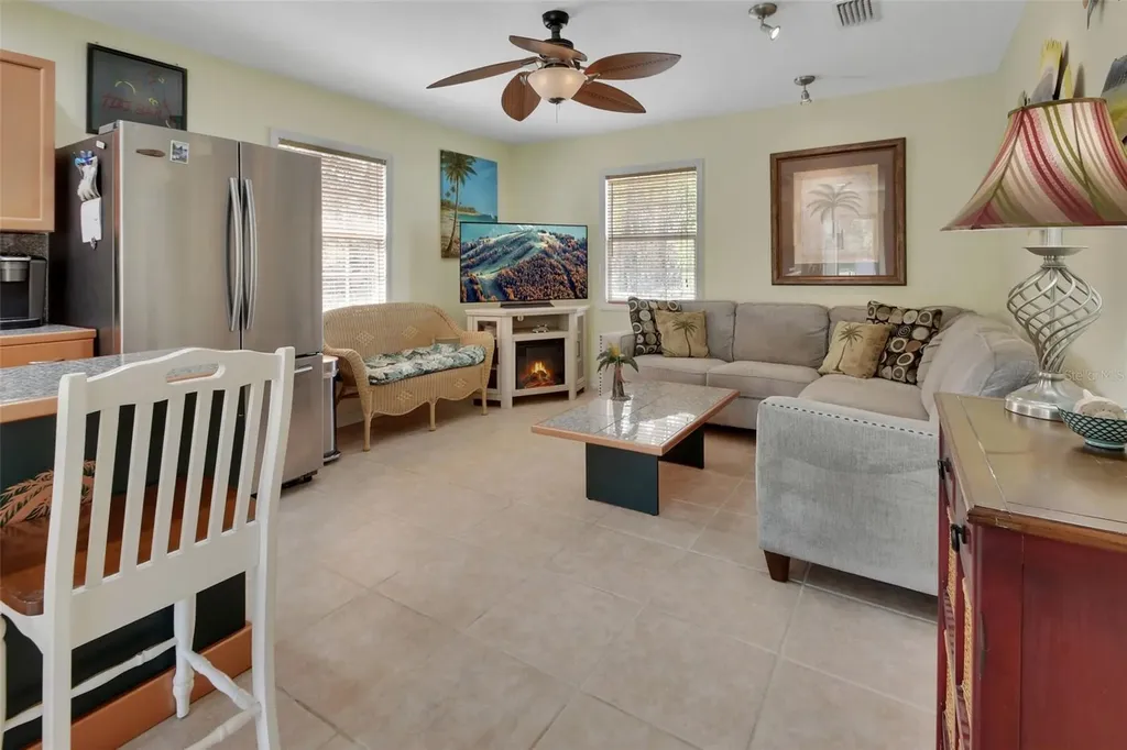 4611 Grand Avenue De Leon Springs FL 32130