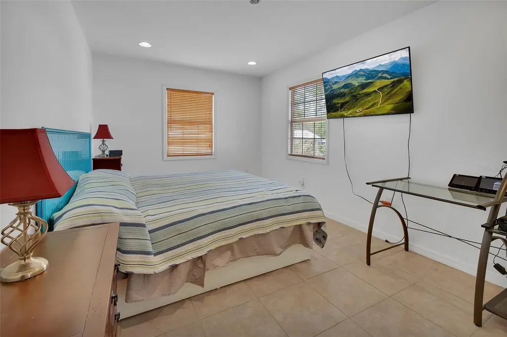 4611 Grand Avenue De Leon Springs FL 32130