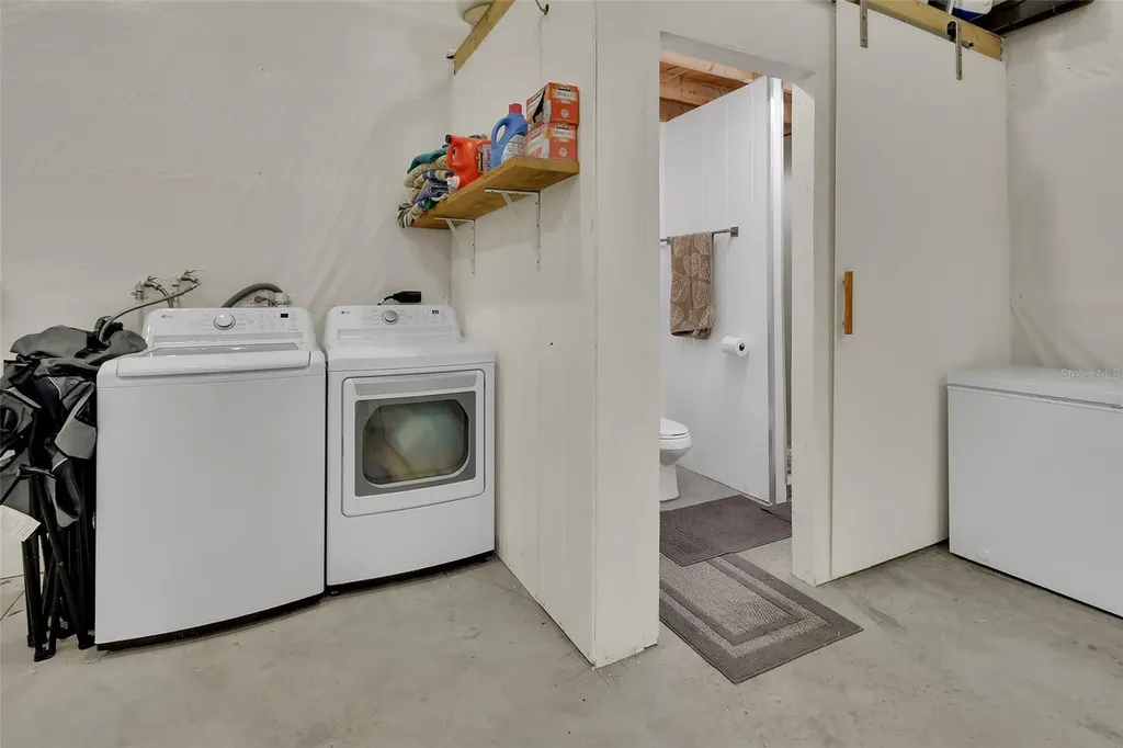 4611 Grand Avenue De Leon Springs FL 32130
