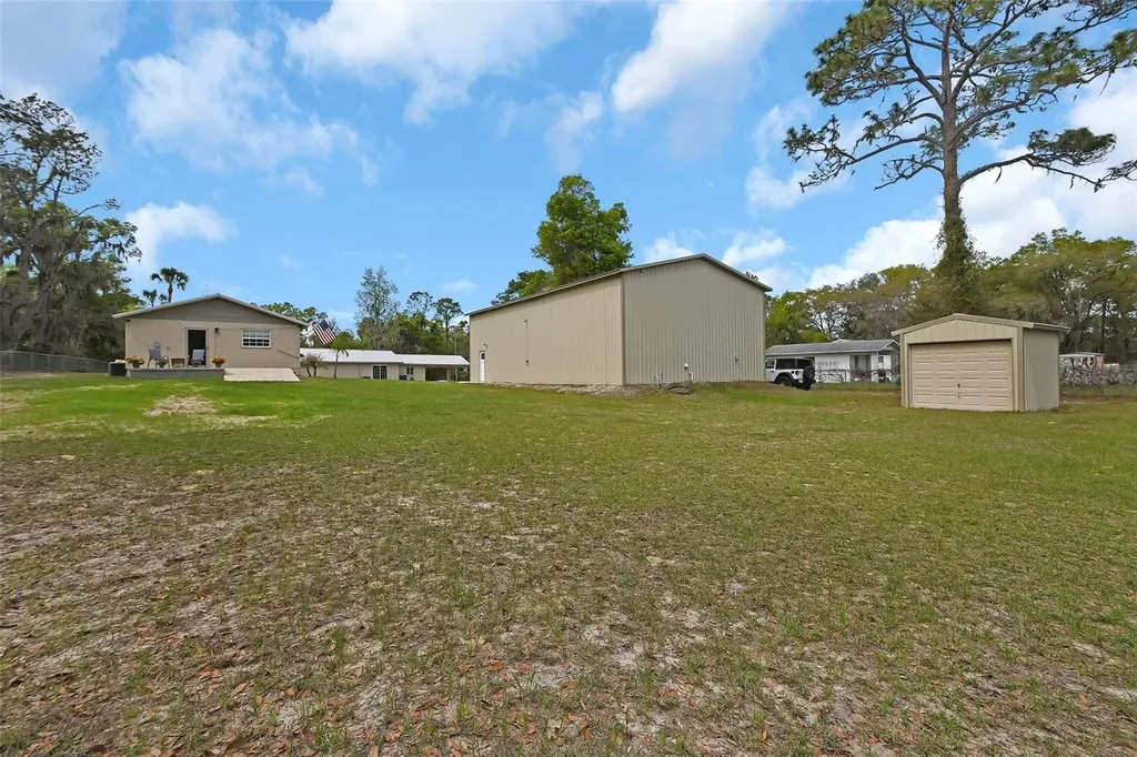 4611 Grand Avenue De Leon Springs FL 32130