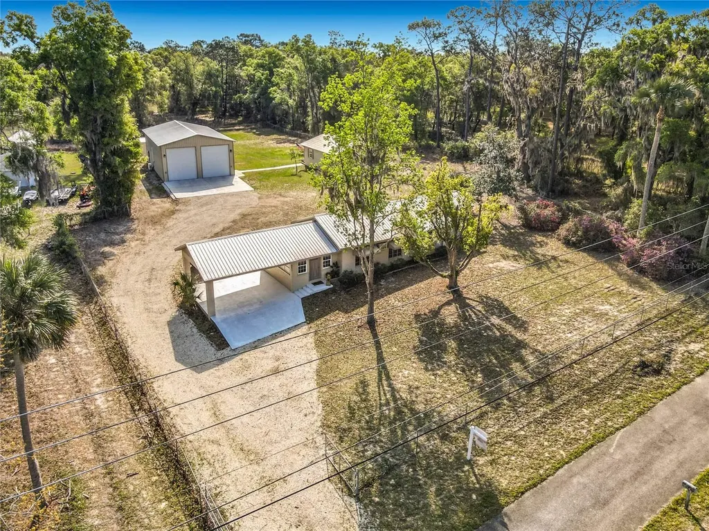 4611 Grand Avenue De Leon Springs FL 32130
