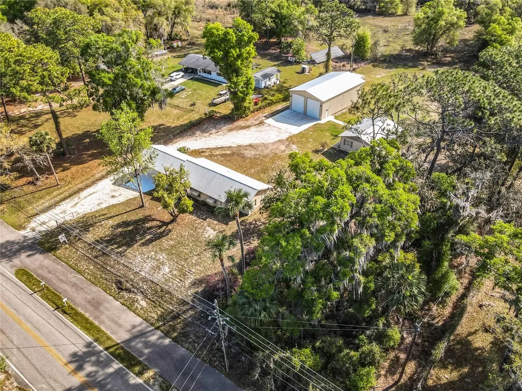 4611 Grand Avenue De Leon Springs FL 32130