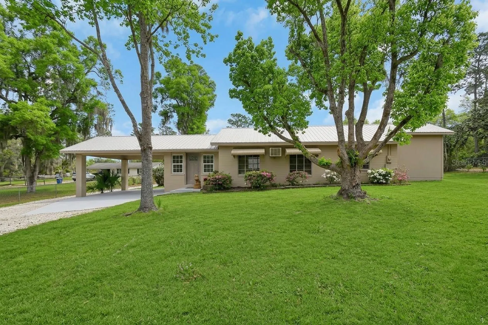 4611 Grand Avenue De Leon Springs FL 32130