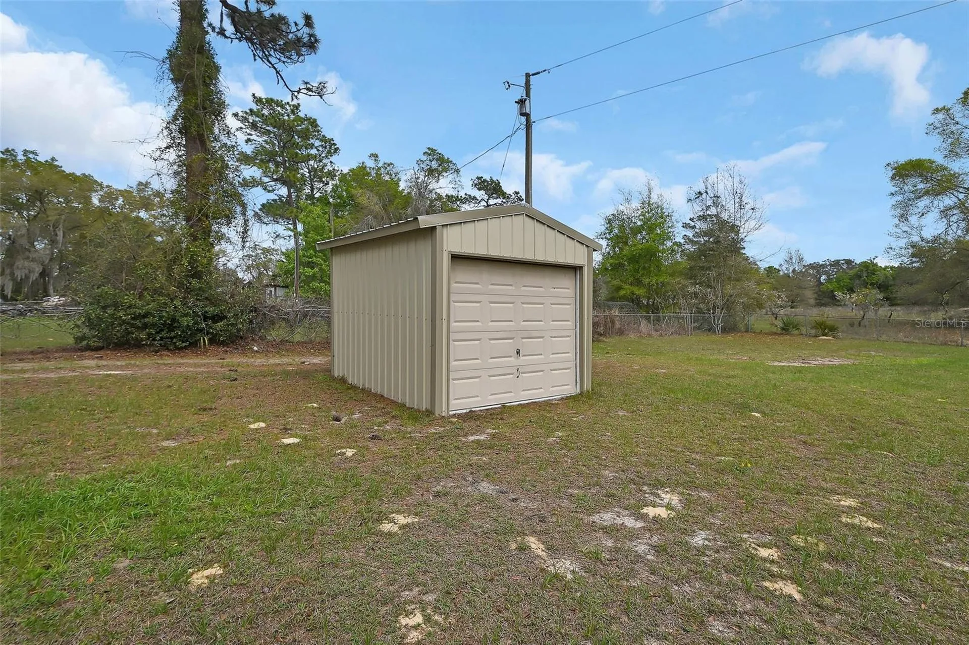 4611 Grand Avenue De Leon Springs FL 32130