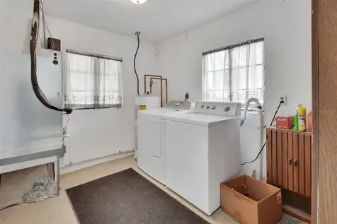 4611 Grand Avenue De Leon Springs FL 32130