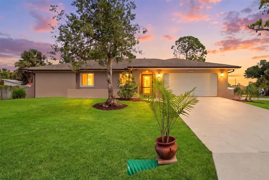 1114 Dewhurst Street Port Charlotte FL 33952