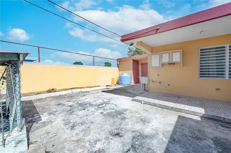 Sr 102 Km 34.0 Salamanca Dev Valencia Street San German PR 00683