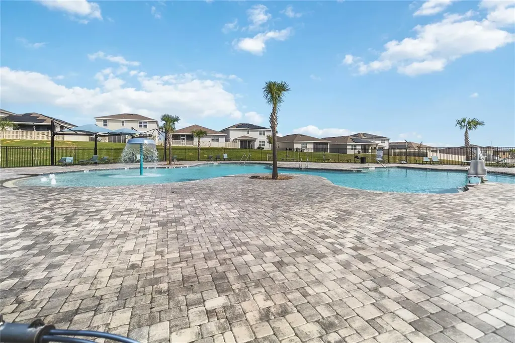 2620 Magnolia Avenue Davenport FL 33837