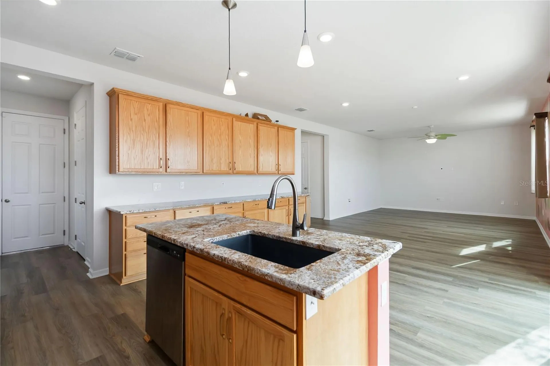 2620 Magnolia Avenue Davenport FL 33837