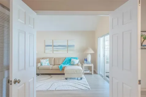 425 Cerromar Terrace Venice FL 34293