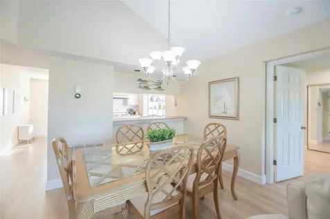 425 Cerromar Terrace Venice FL 34293