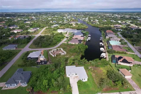 9555 Hallendale Drive Port Charlotte FL 33981