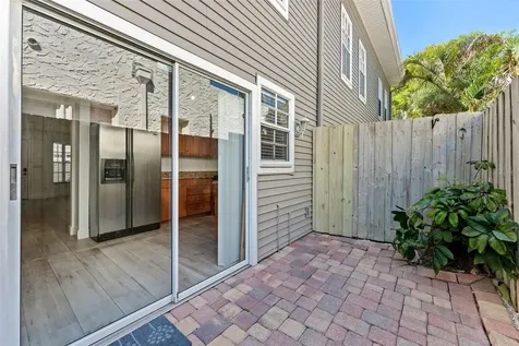 2801 W Platt Street Tampa FL 33609