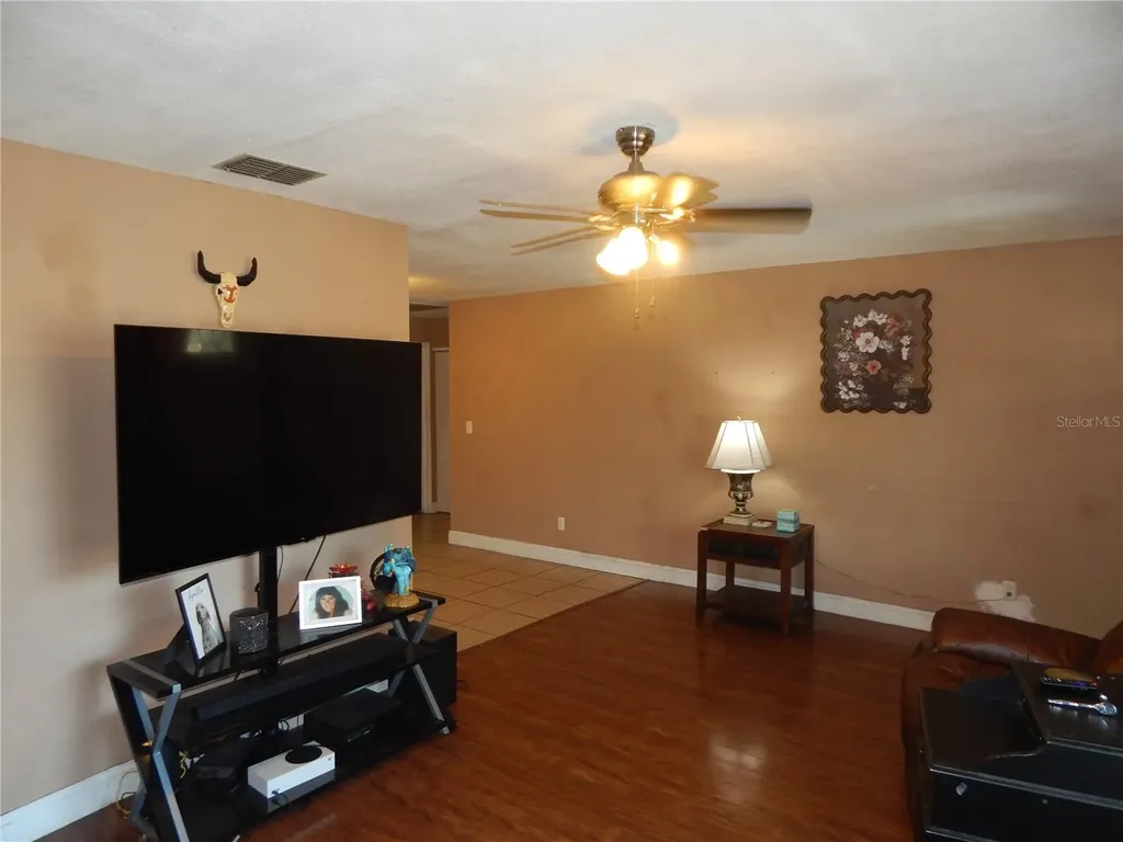 39414 8th Avenue Zephyrhills FL 33542