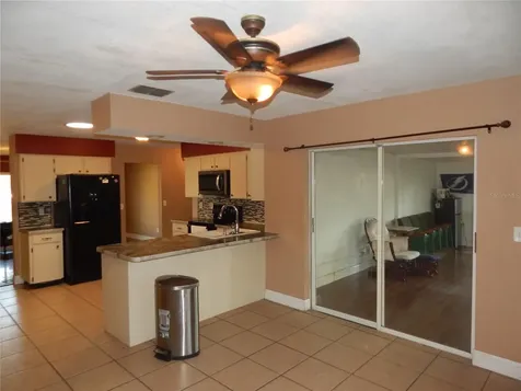 39414 8th Avenue Zephyrhills FL 33542