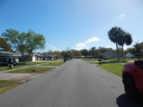 39414 8th Avenue Zephyrhills FL 33542