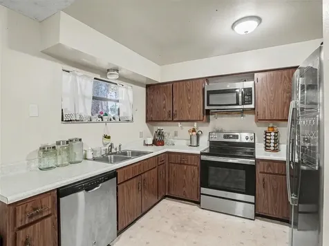 1214 Cherokee Court Kissimmee FL 34744