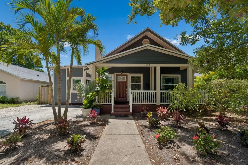 1024 16th Avenue N St Petersburg FL 33704