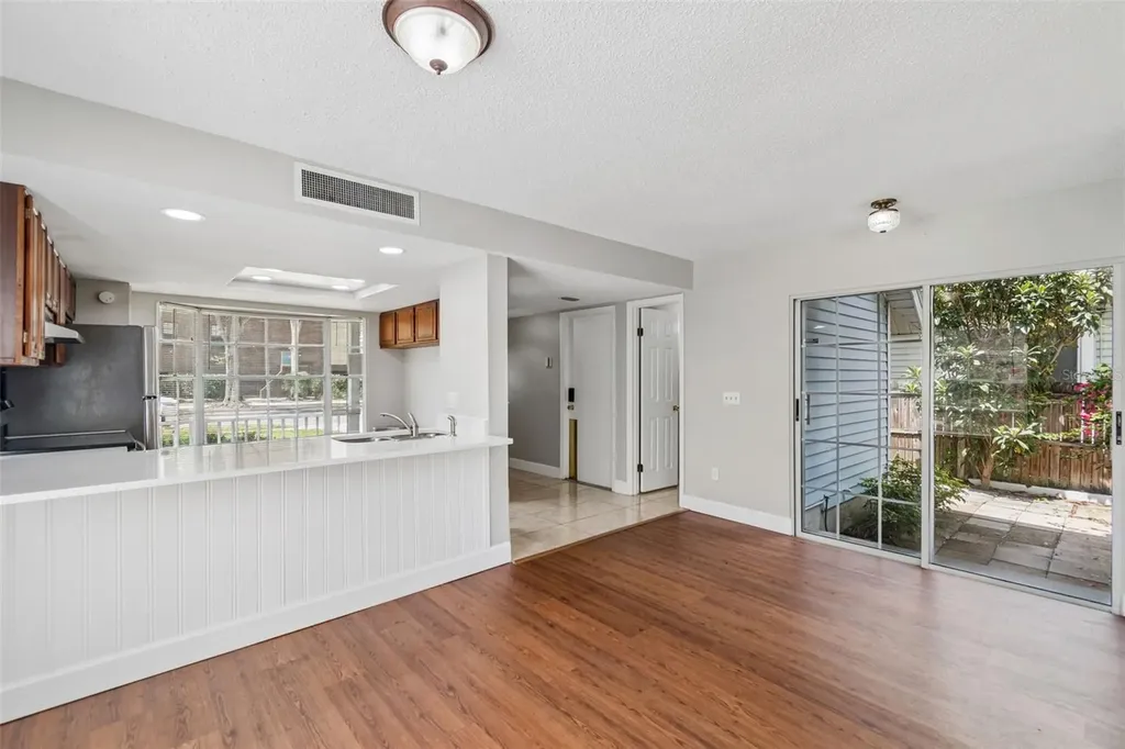 1003 W Horatio Street Tampa FL 33606