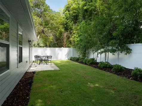 1123 NW 6th Place Gainesville FL 32601