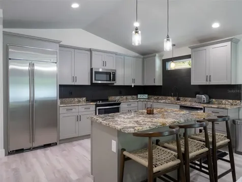 1123 NW 6th Place Gainesville FL 32601