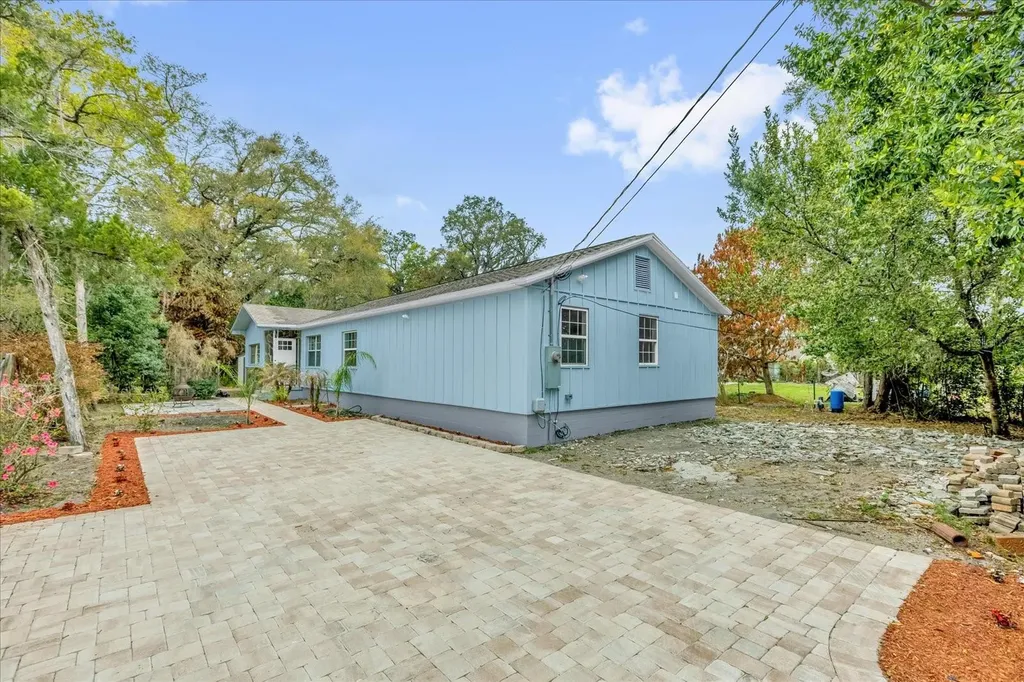 7506 Mott Avenue Orlando FL 32810