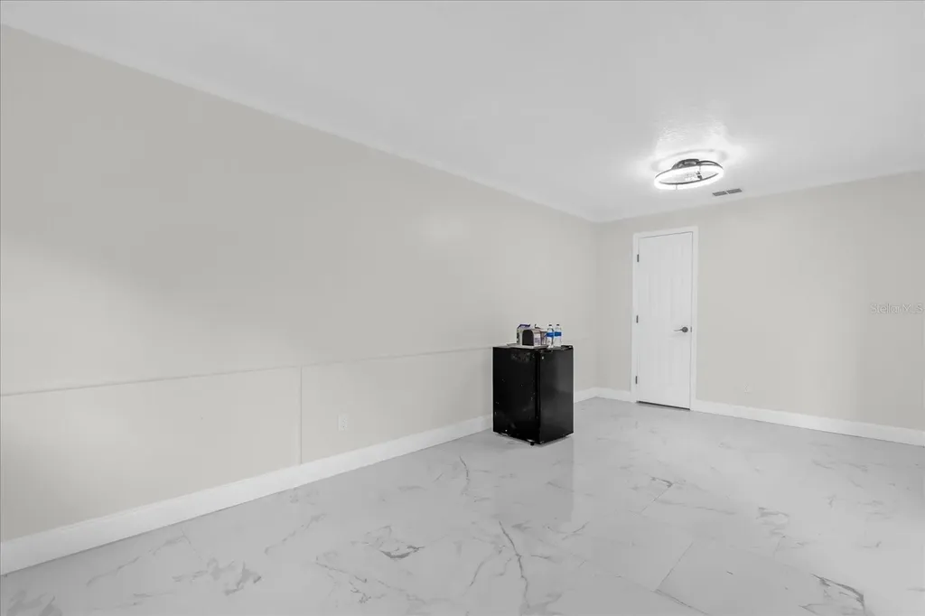 7506 Mott Avenue Orlando FL 32810