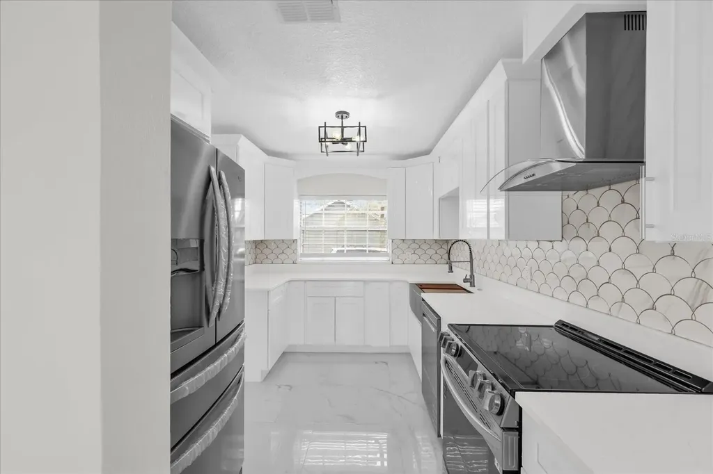 7506 Mott Avenue Orlando FL 32810