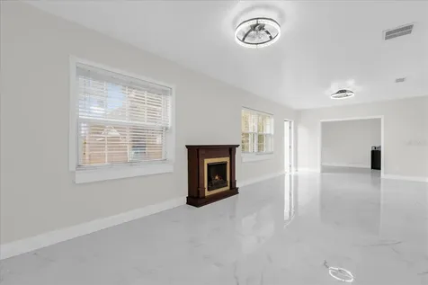 7506 Mott Avenue Orlando FL 32810