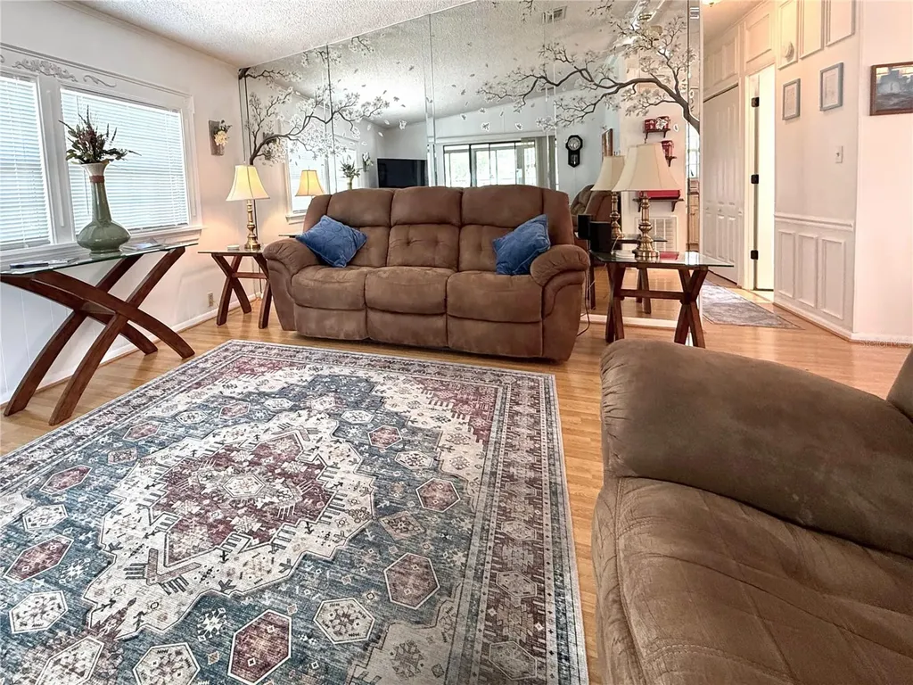 101 Saint George Court Apollo Beach FL 33572