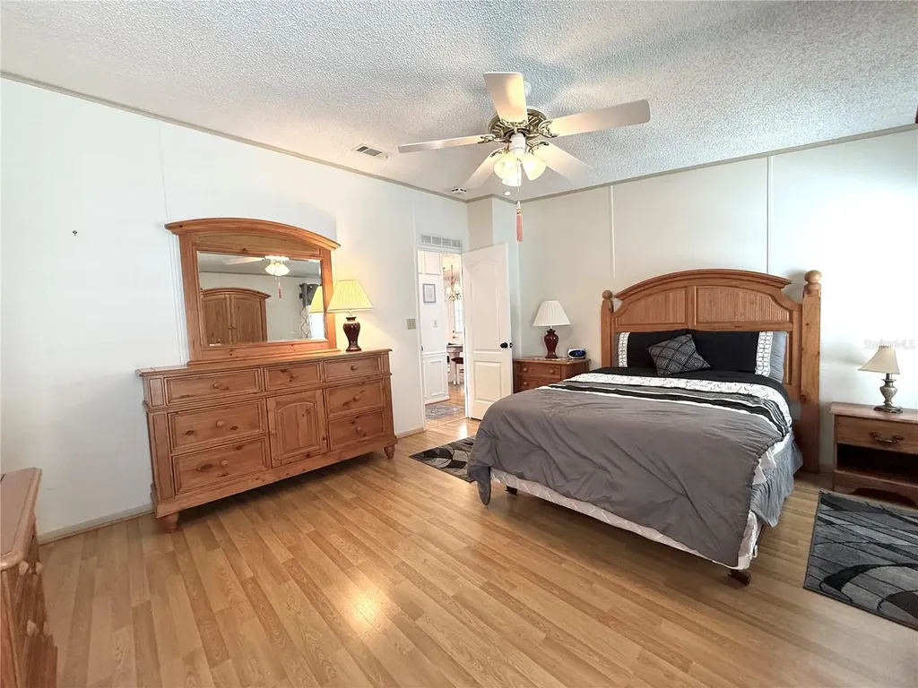 101 Saint George Court Apollo Beach FL 33572