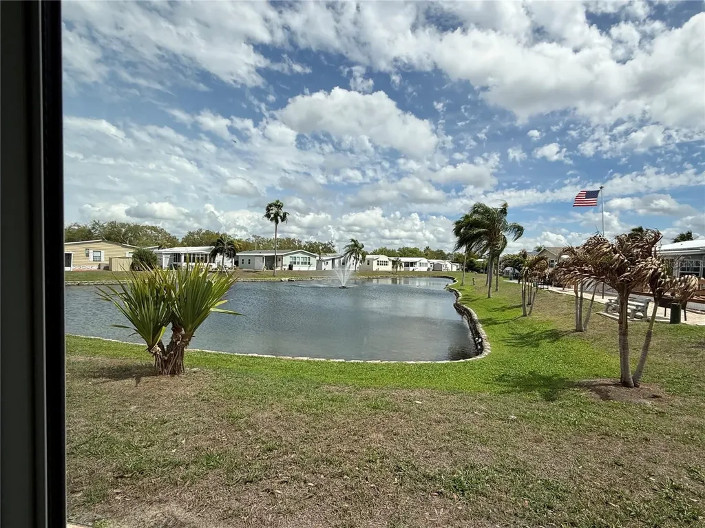 101 Saint George Court Apollo Beach FL 33572