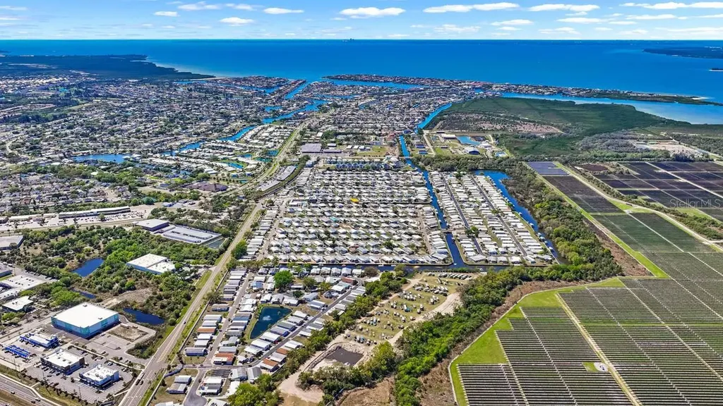 101 Saint George Court Apollo Beach FL 33572