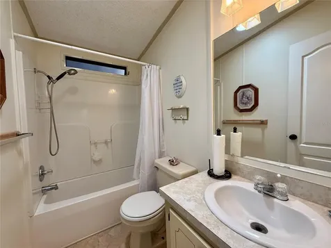 101 Saint George Court Apollo Beach FL 33572