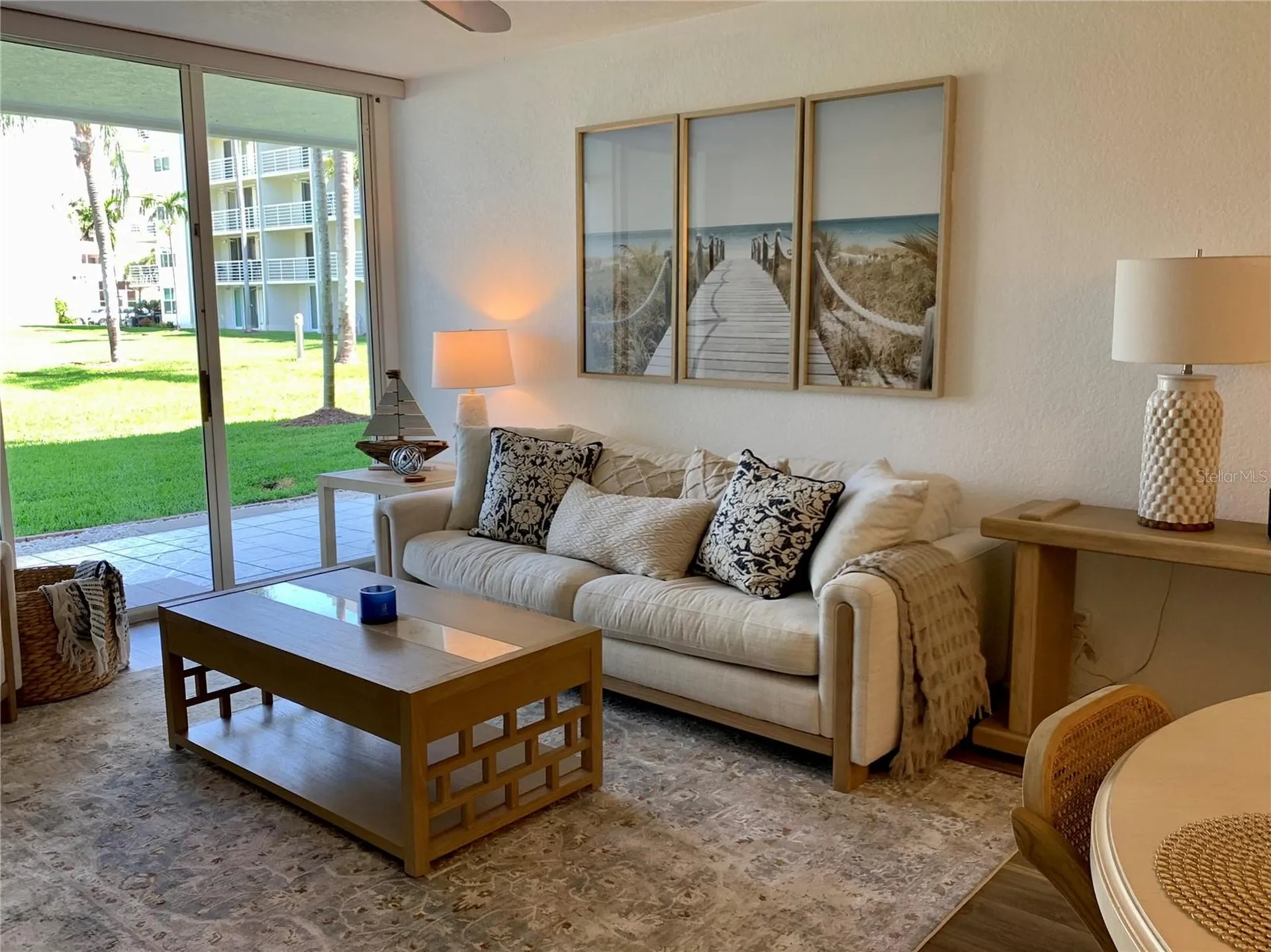 6061 Bahia Del Mar Circle St Petersburg FL 33715
